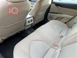 تۆیۆتا کامری